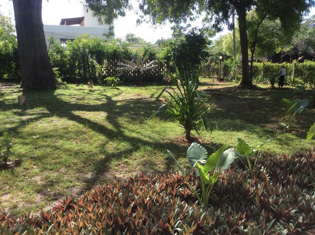 Diani Banda Cottages Playa de Diani Exterior foto