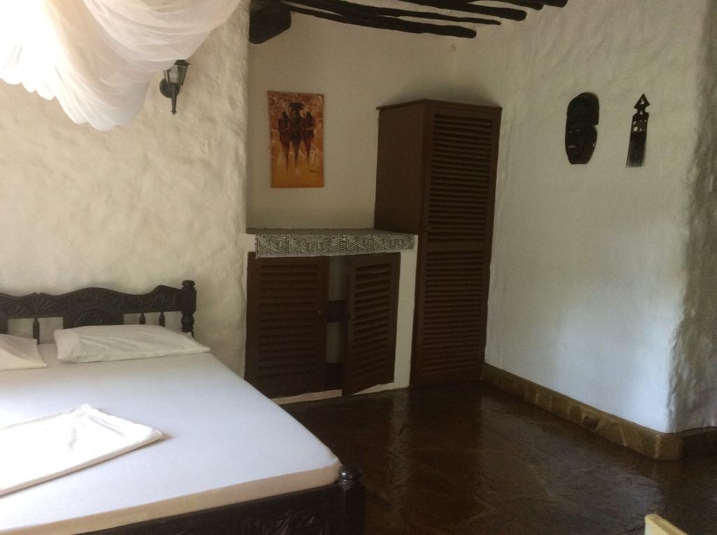 Diani Banda Cottages Playa de Diani Habitación foto